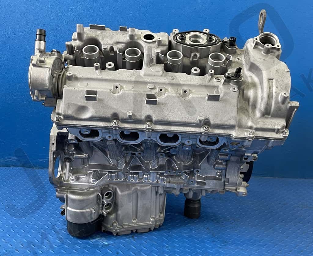 Moteur S63 B44 B vue 3