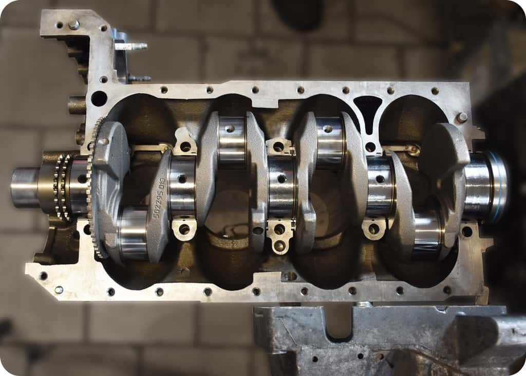 Moteur F1CE0481H vue 7