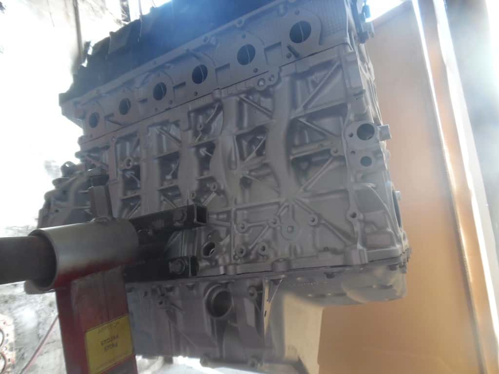 Moteur B57 D30 C vue 5