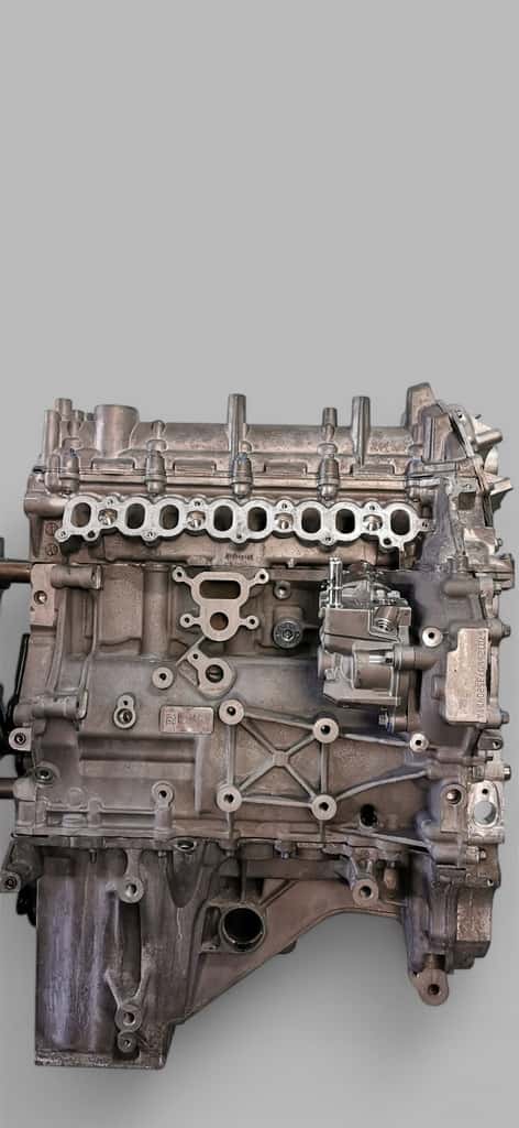 Moteur 204DTY(AJ21D4) vue 2