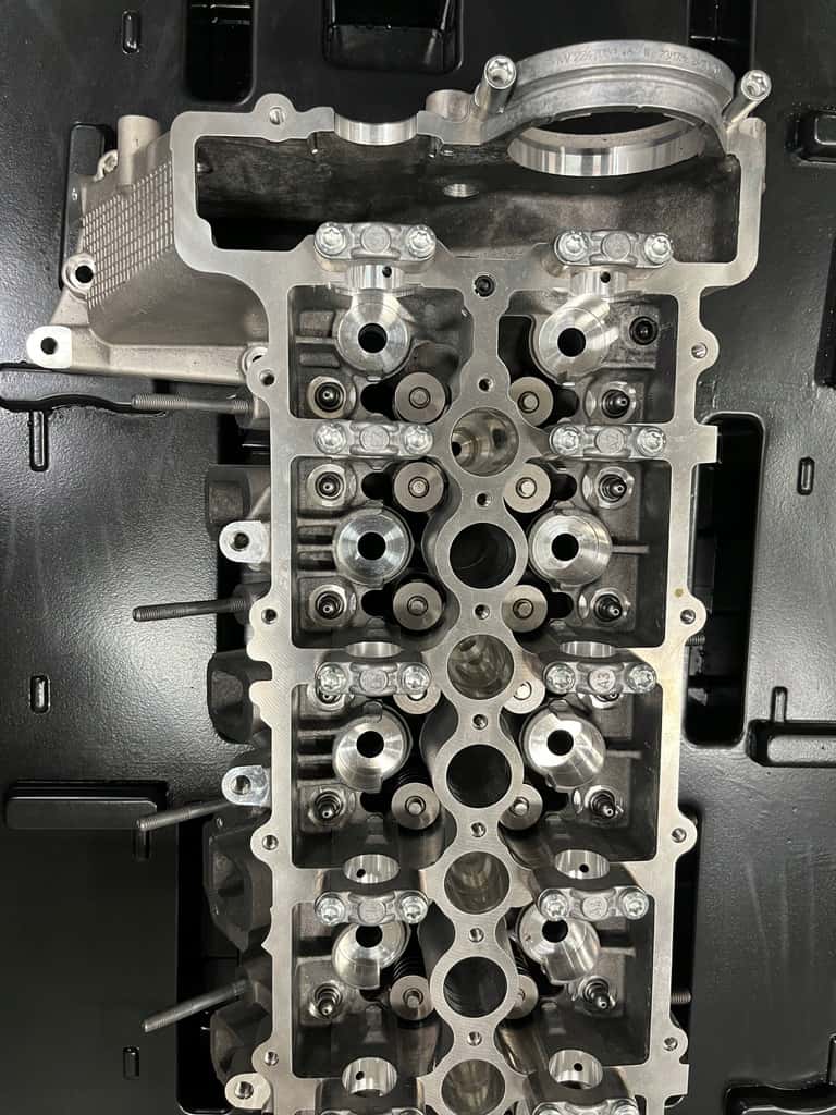 Moteur 306D3 vue 11