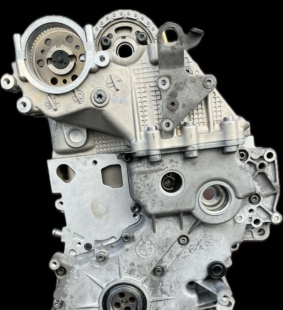 Moteur 306D3 vue 4