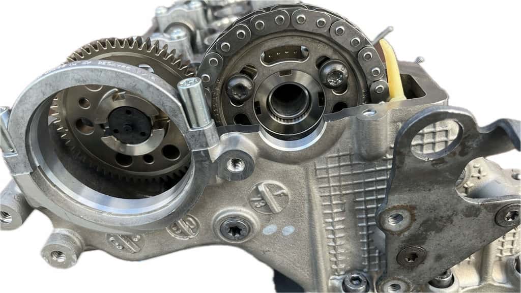 Moteur 306D5 vue 11