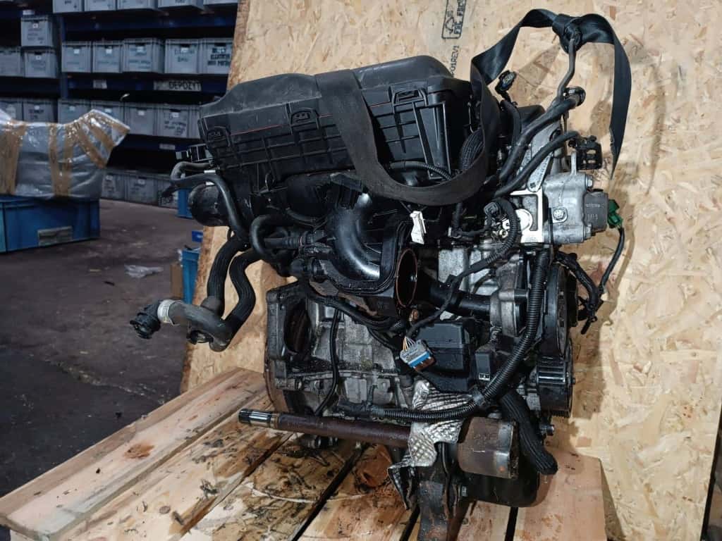 Moteur 5FX (EP6DT) vue 3