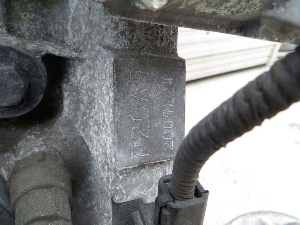 Moteur R20A9 vue 4
