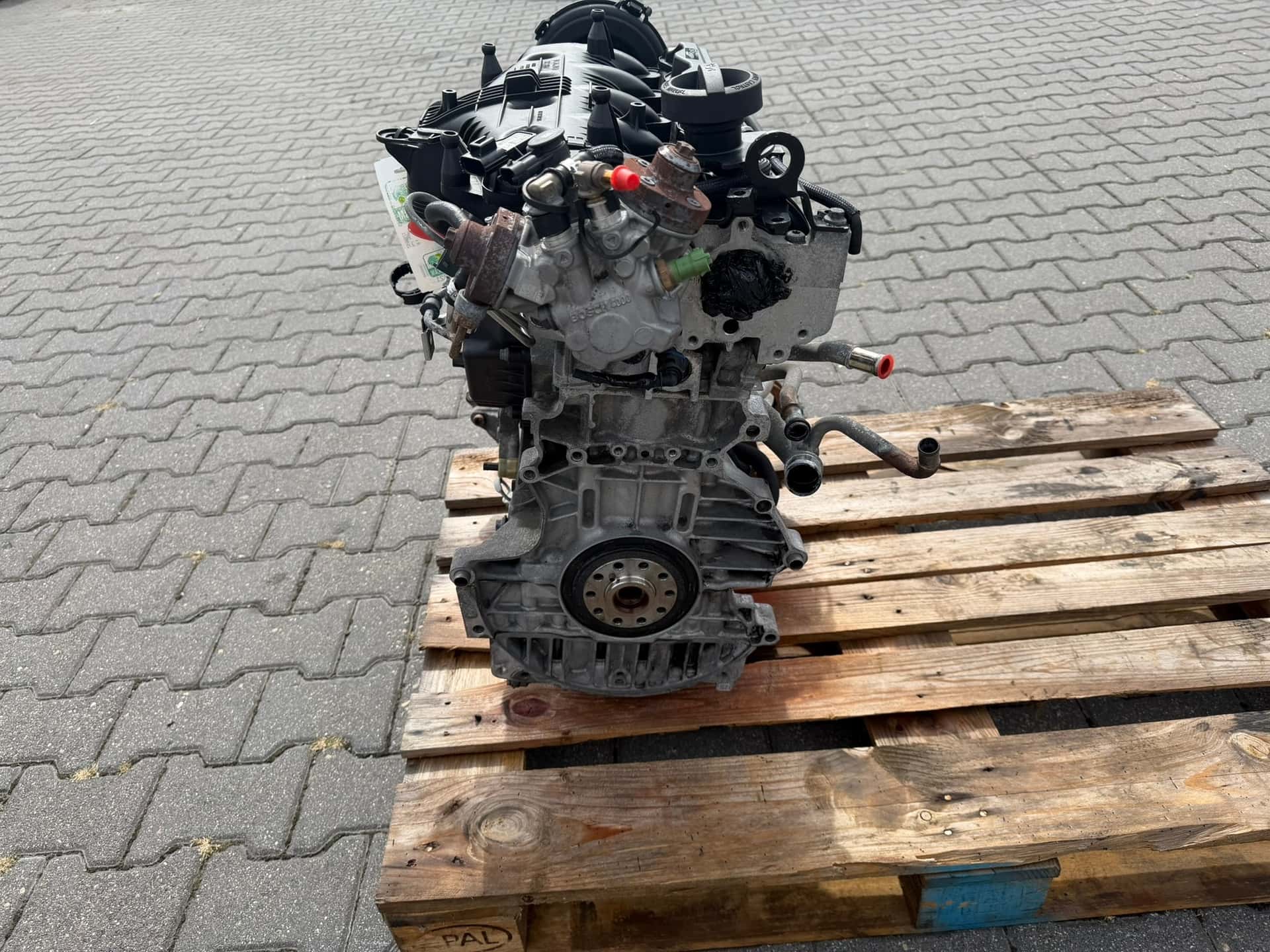 Moteur D 5244 T15 vue 3