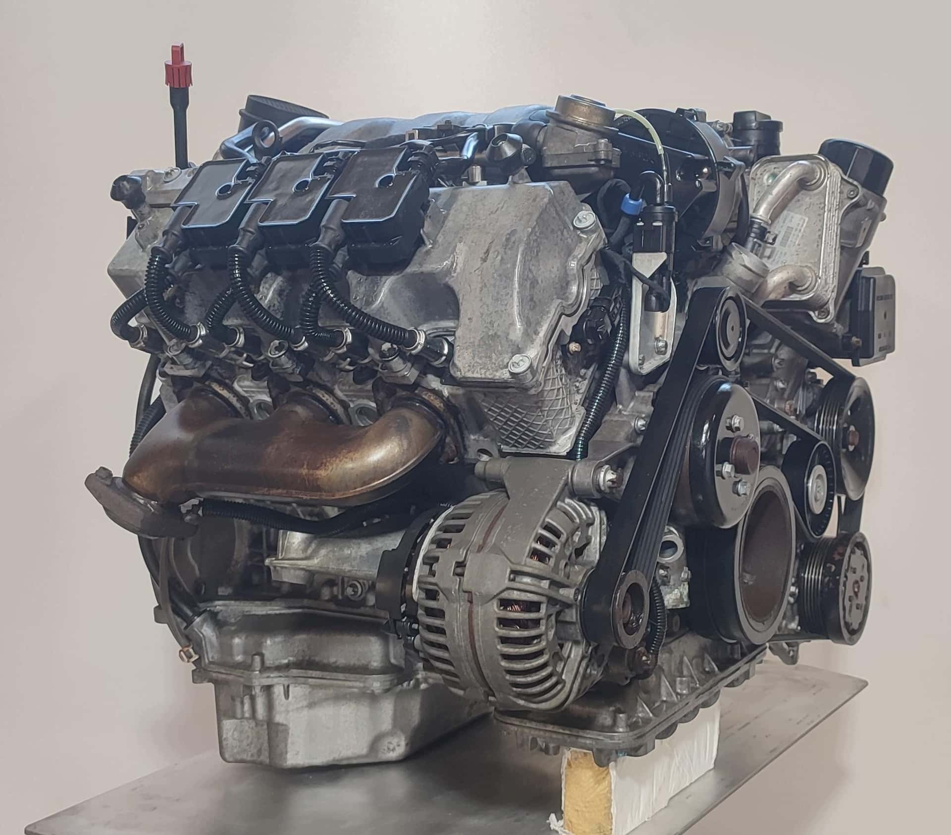 Moteur M 112.973 vue 4