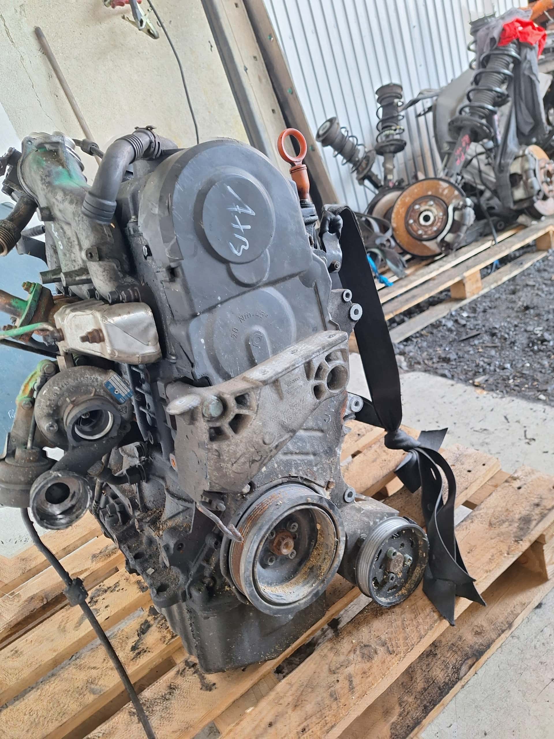 Moteur AXB vue 4