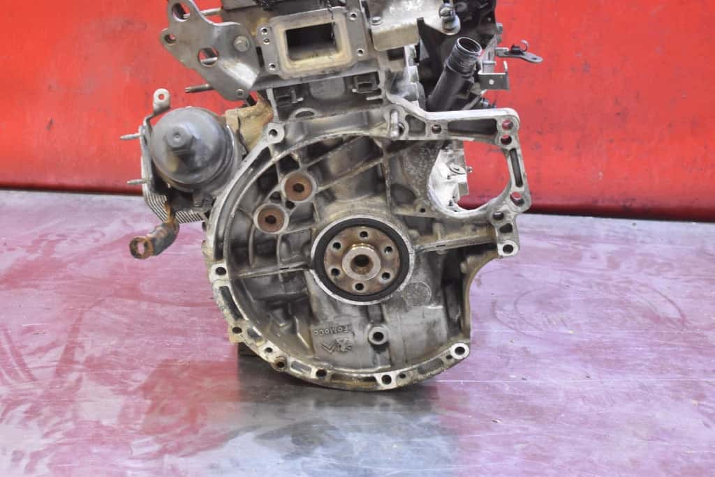 Moteur 9HP (DV6DTED) vue 8