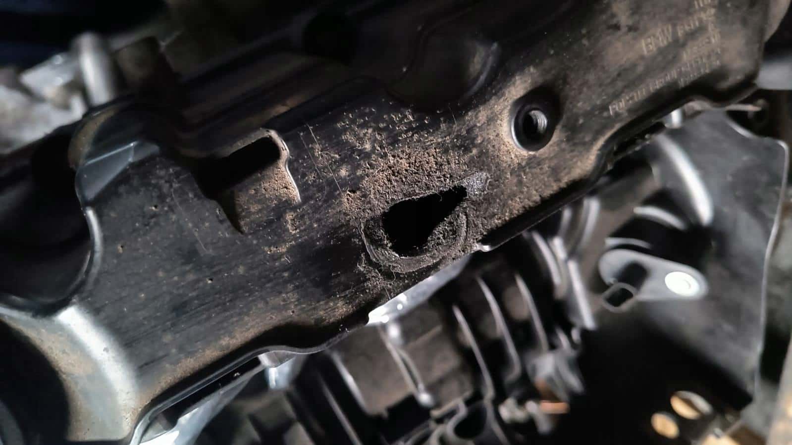 Moteur B37 D15 A vue 4