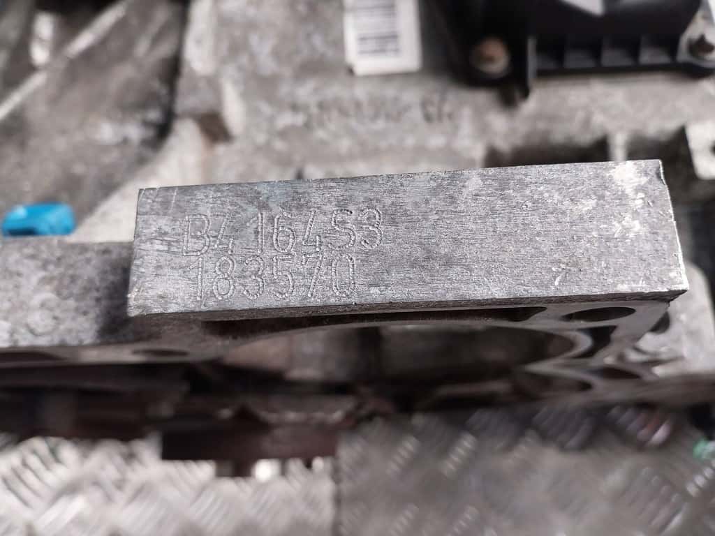 Moteur B 4164 S3 vue 4