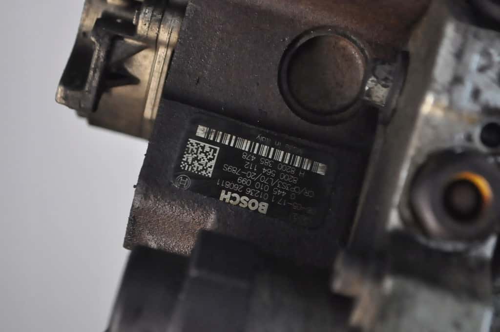 Moteur M9R 740 vue 2