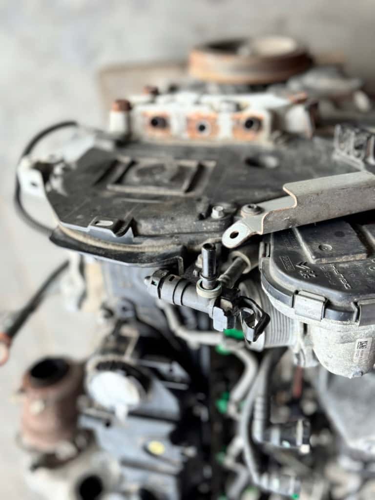 Moteur 8HP (DV4C) vue 6