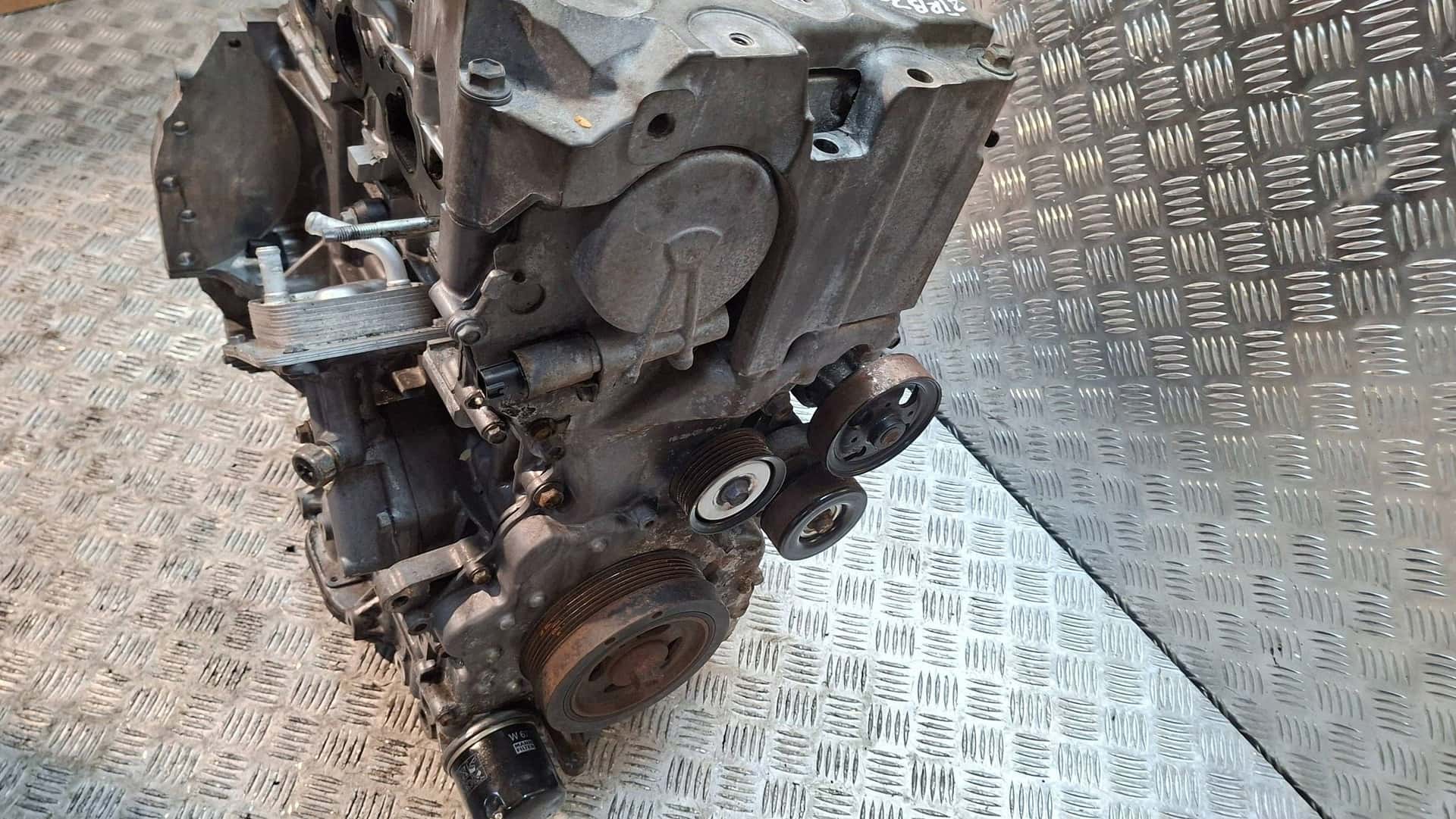 Moteur 2TR 700 vue 4
