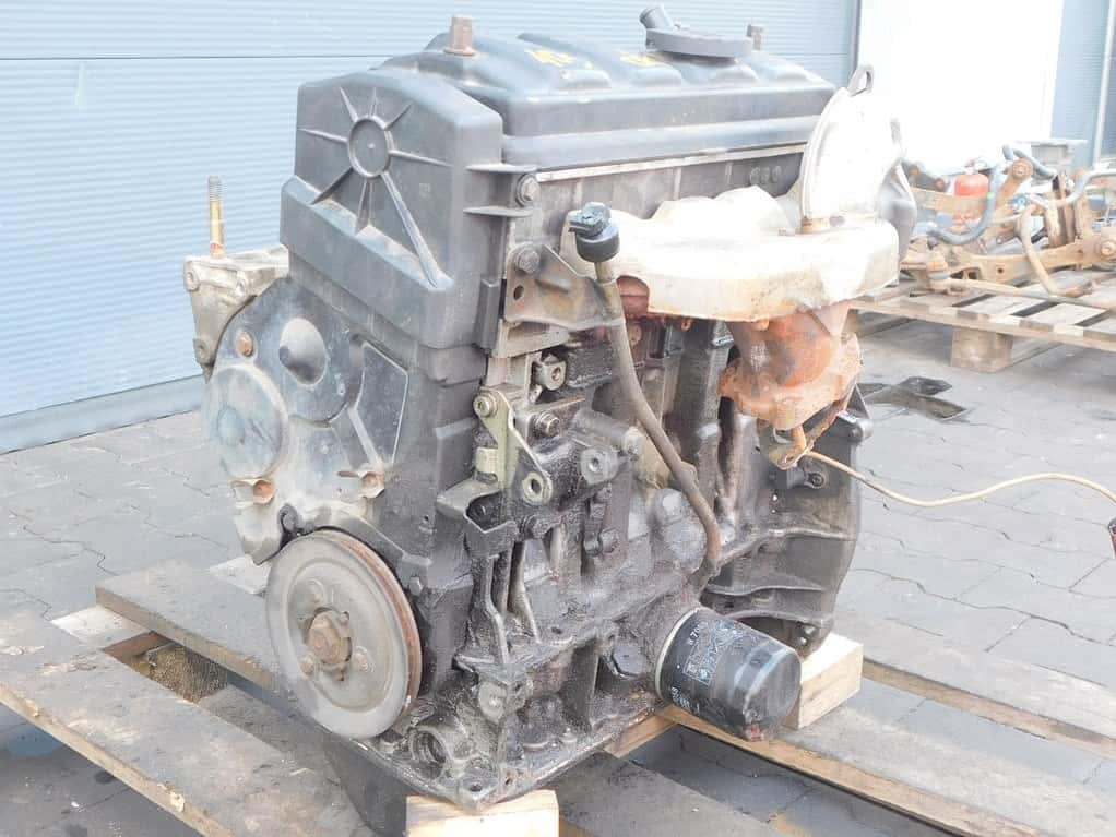Moteur B1E (XU51C) vue 4