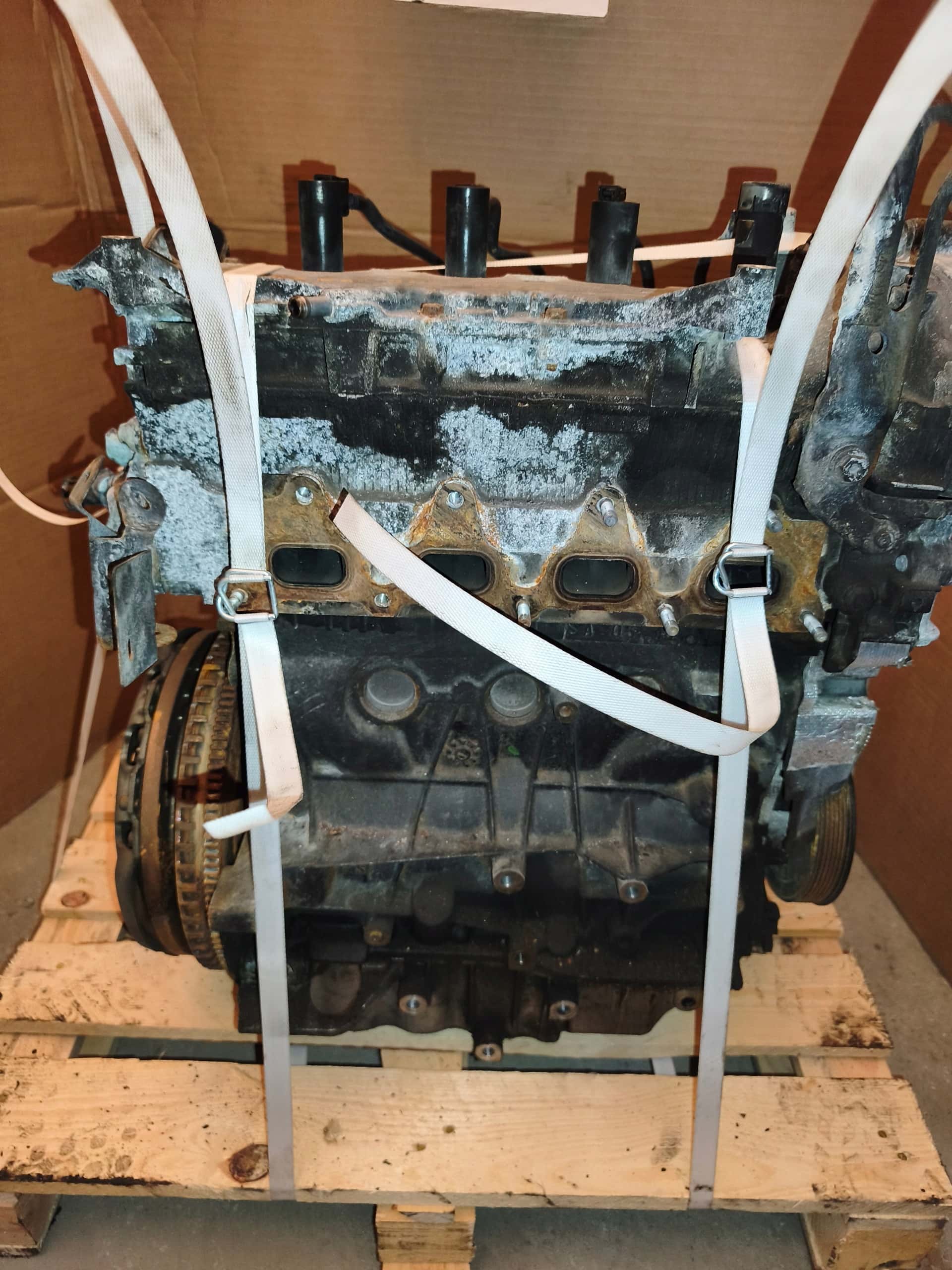 Moteur F4R 770 vue 8