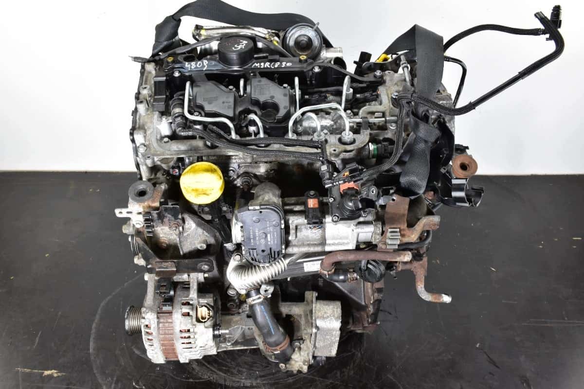 Moteur M9R 830 vue 3