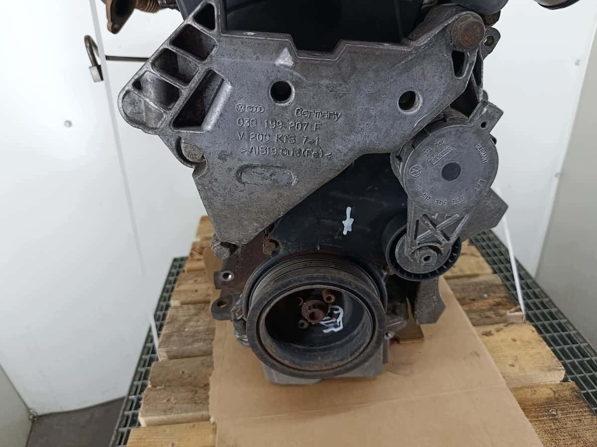 Moteur BXE vue 8