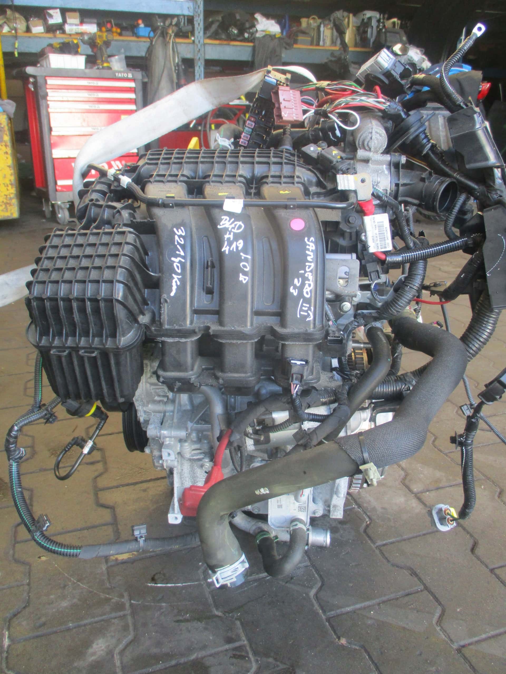 Moteur B4D 419 vue 2