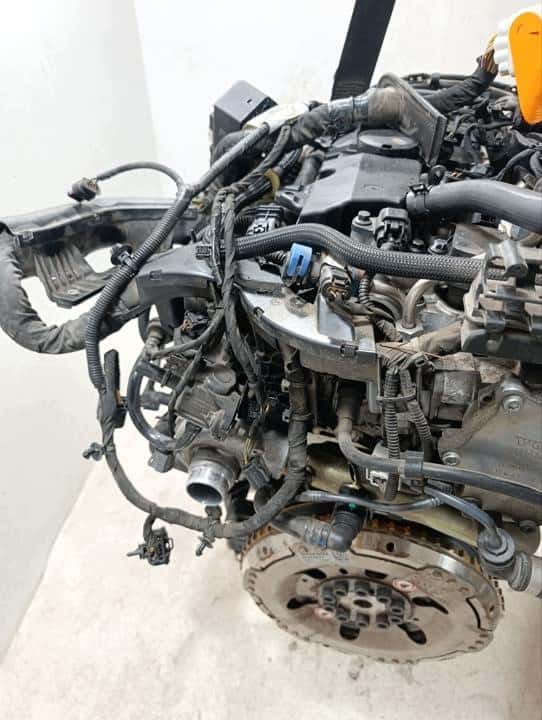 Moteur B 4204 T28 vue 7