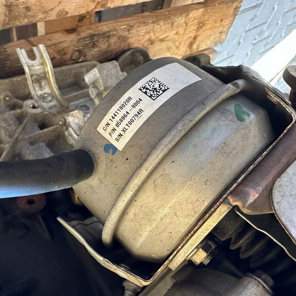 Moteur M9T 672 vue 5