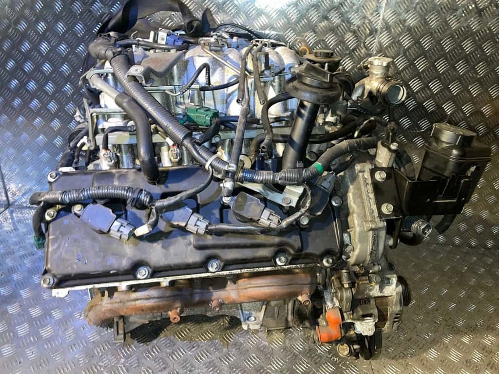 Moteur VK45DE vue 4