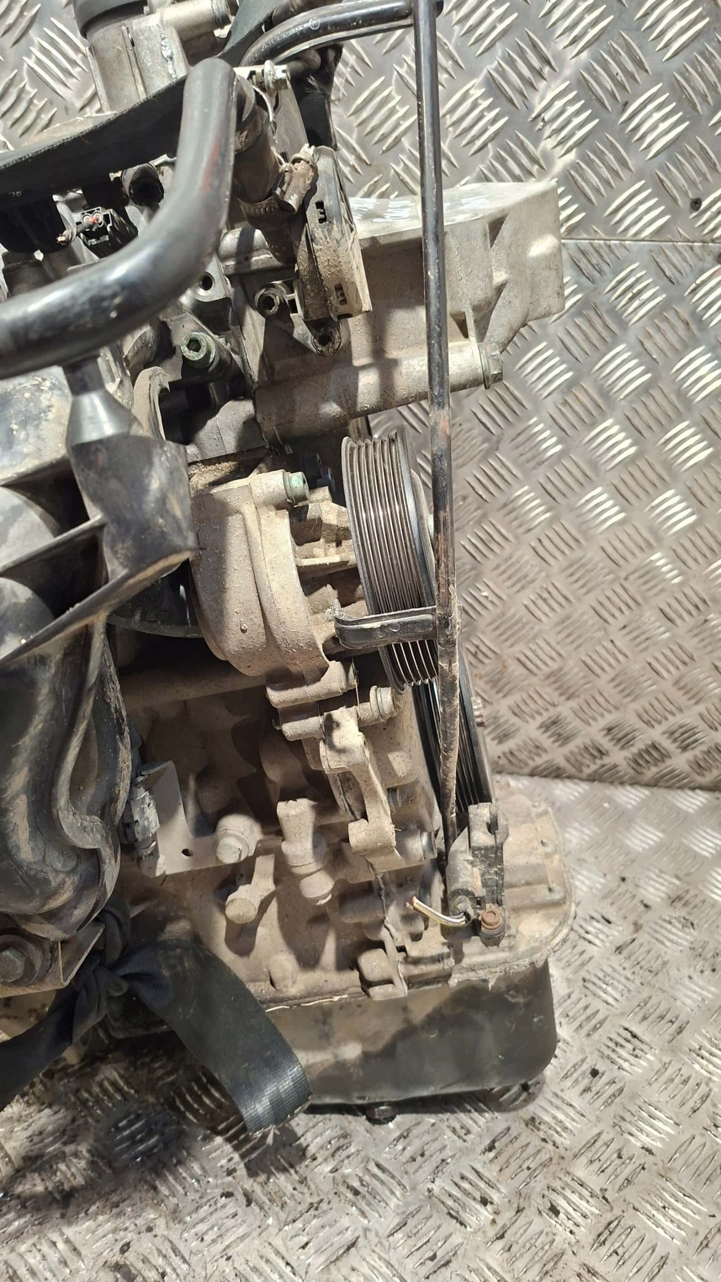 Moteur AWY vue 6
