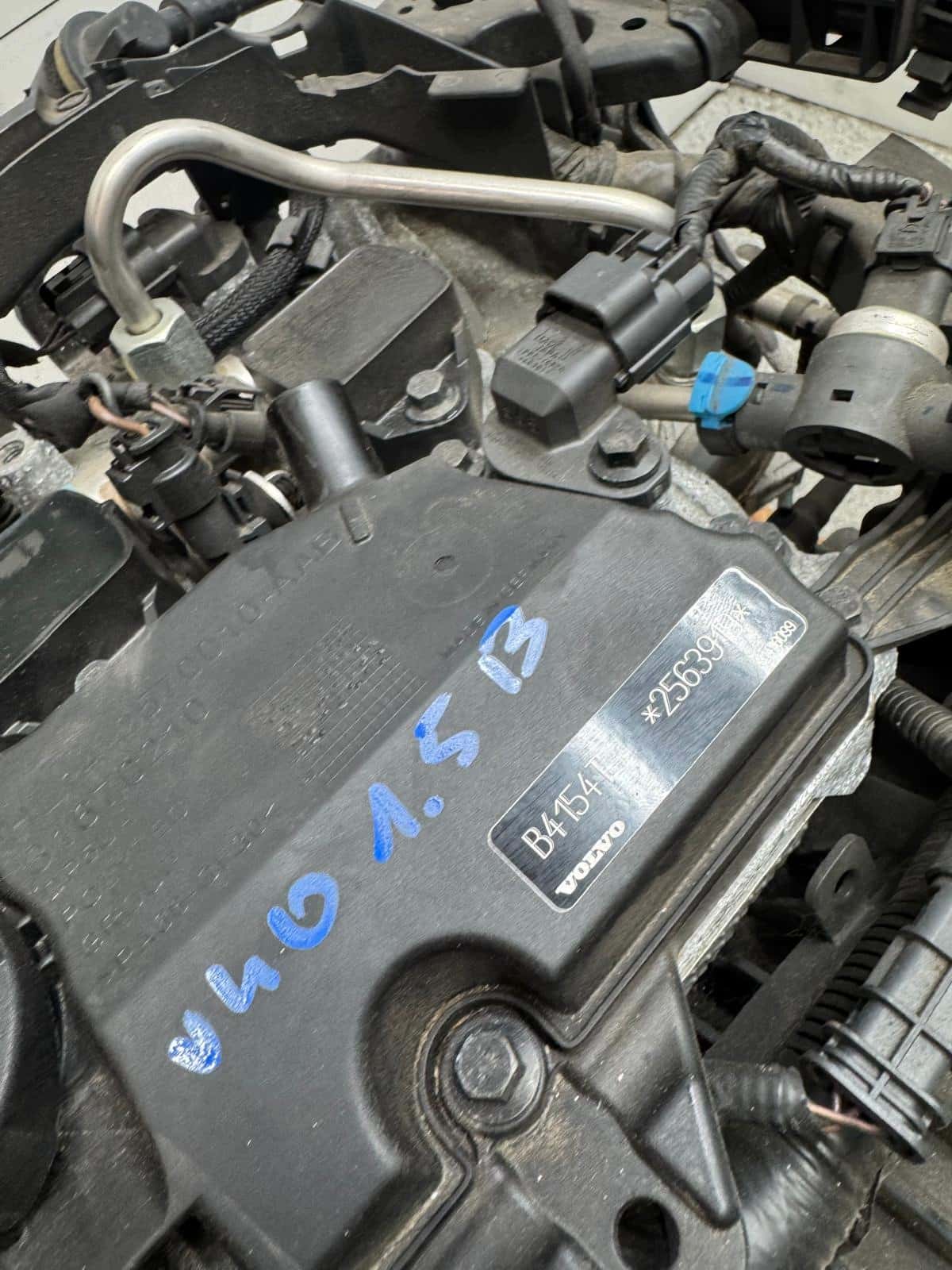 Moteur B 4154 T4 vue 6