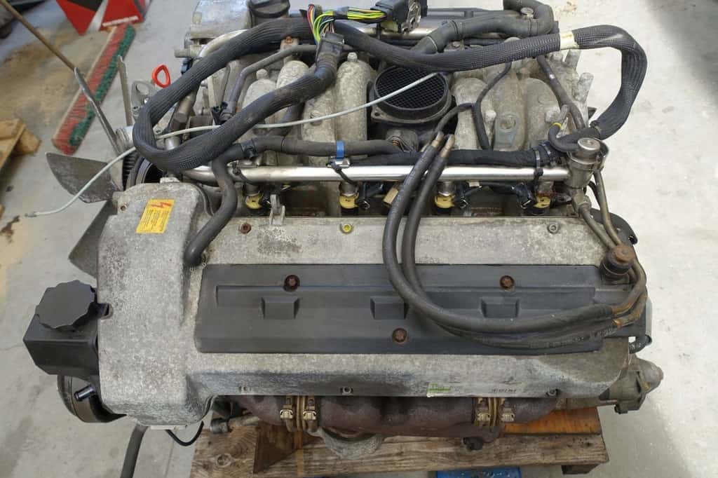 Moteur M 119.971 vue 5