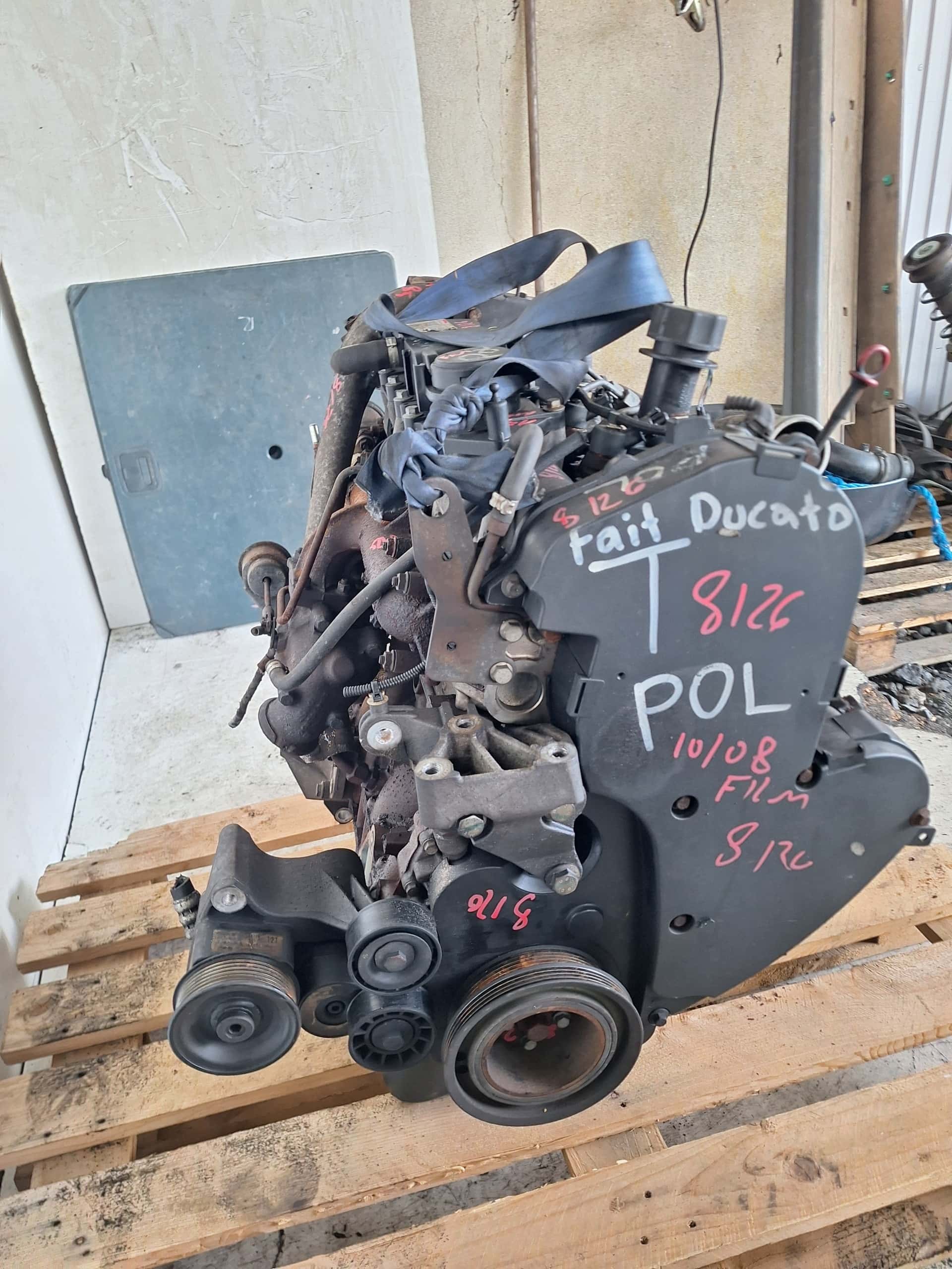 Moteur F1AE0481D vue 8