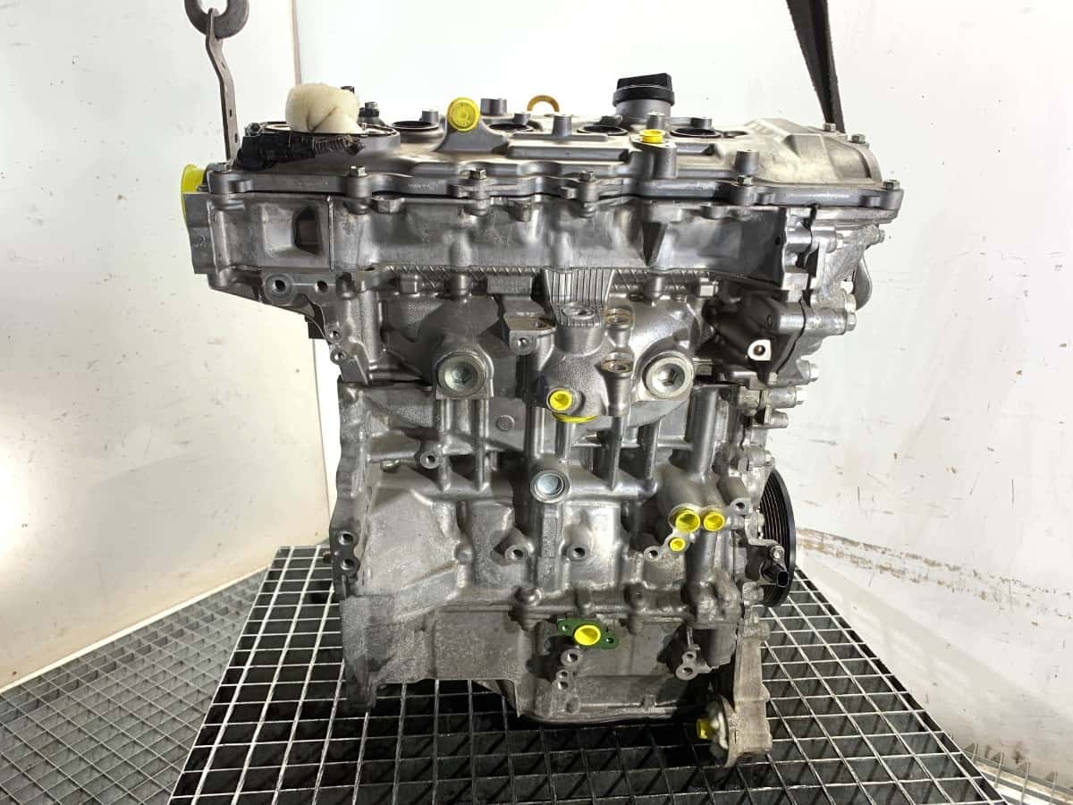 Moteur 8NR-FTS vue 2