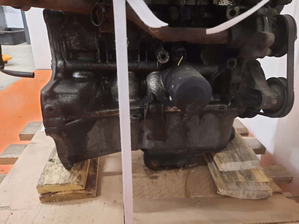 Moteur CR14DE vue 4
