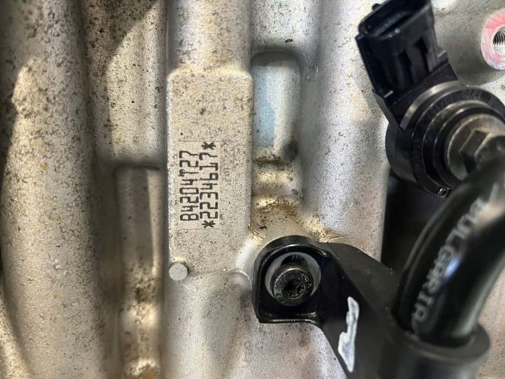 Moteur B 4204 T27 vue 3