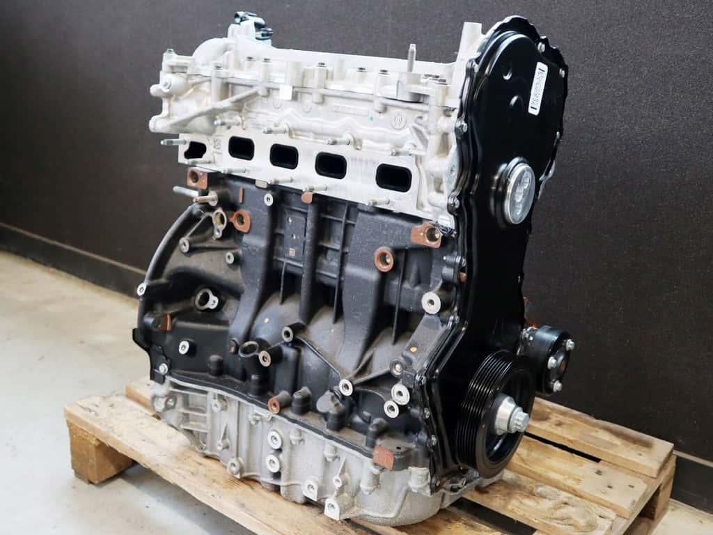 Moteur M9R717 vue 3
