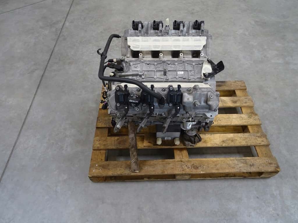 Moteur LT4(376CUV8) vue 3