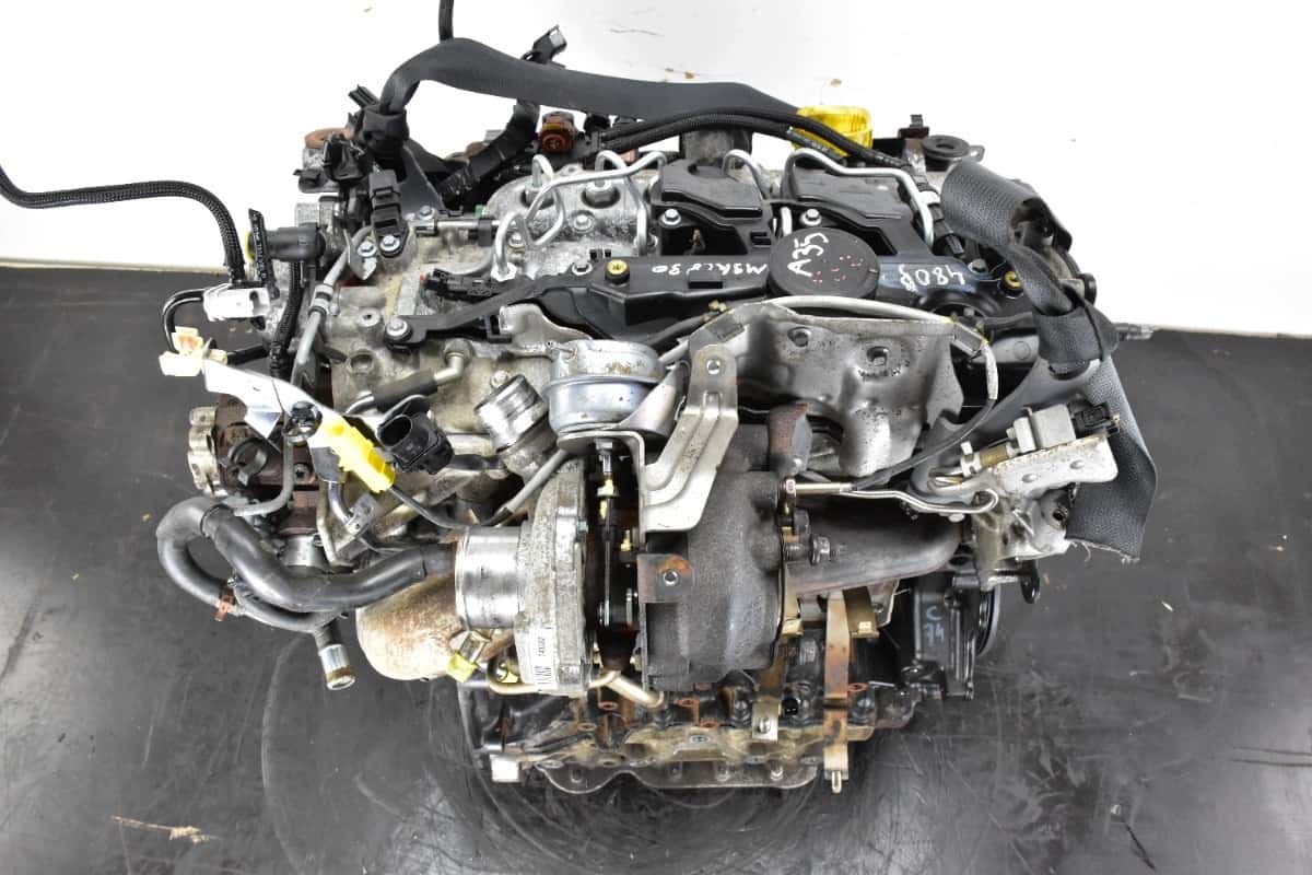 Moteur M9R 830 vue 4