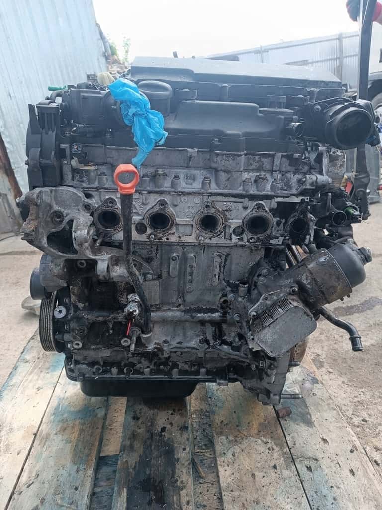 Moteur 8HS (DV4TED) vue 2