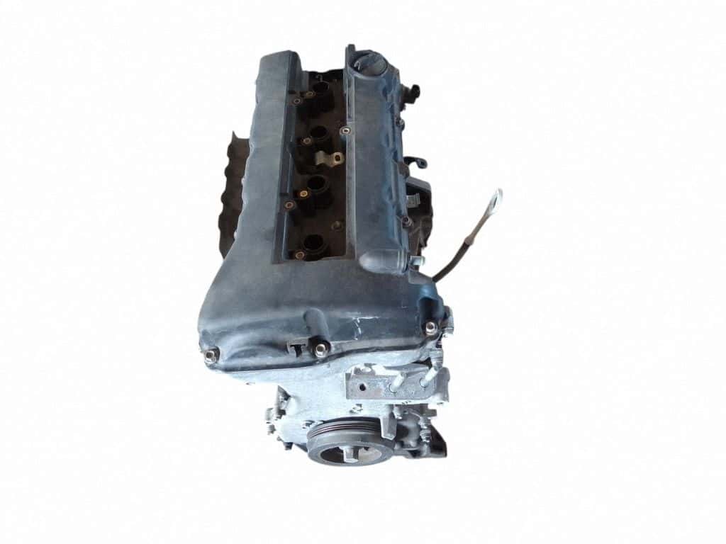 Moteur 4B12 vue 4