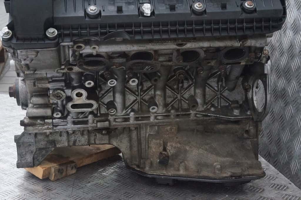 Moteur N62 B44 A vue 5