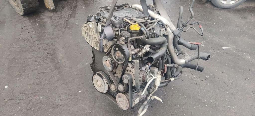 Moteur M9R 750 vue 4
