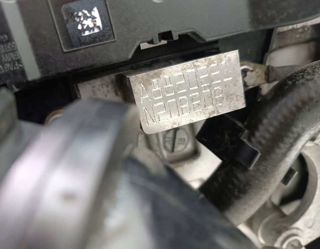 Moteur N20 B20 B vue 3