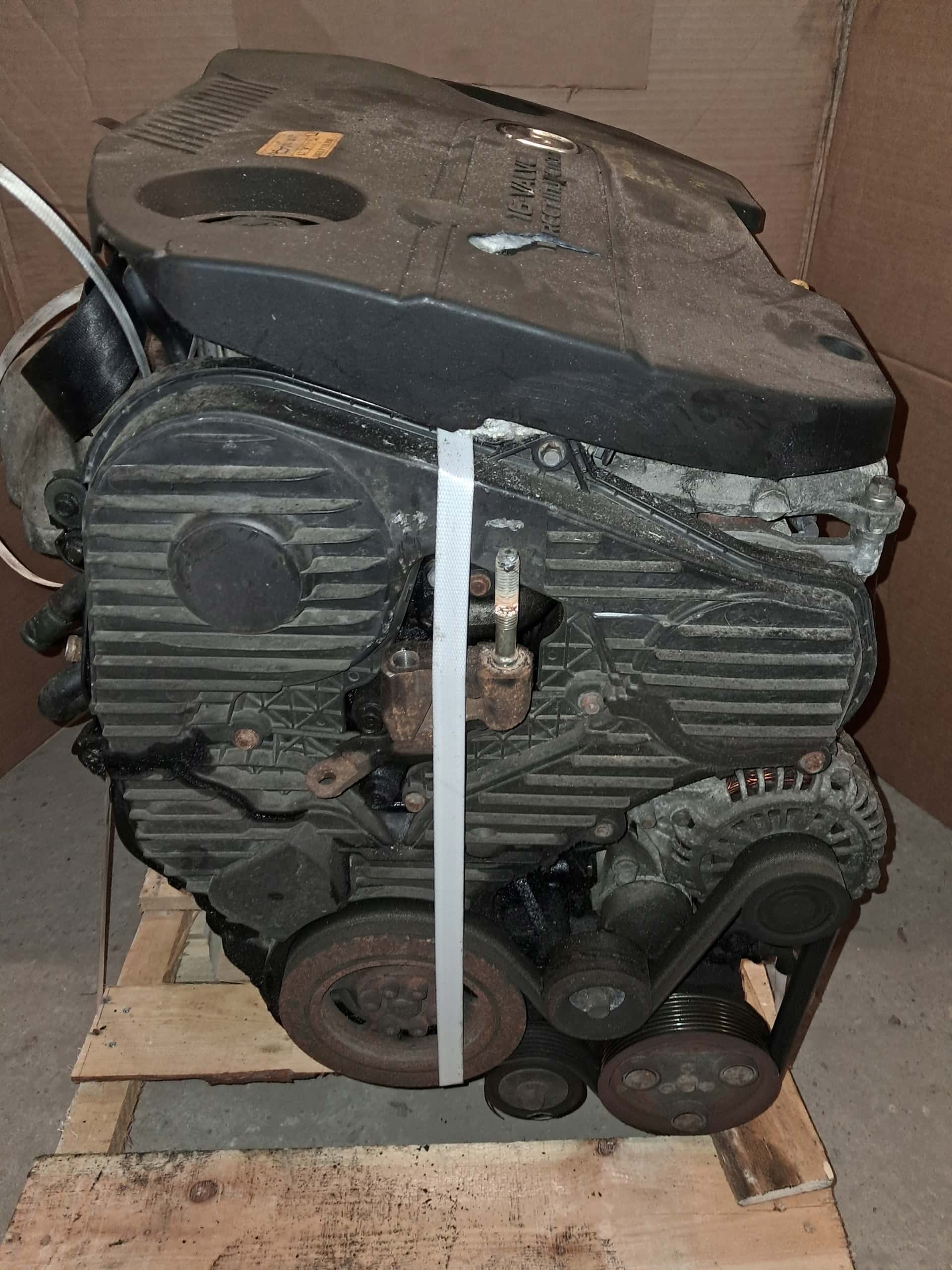 Moteur RF7J vue 2