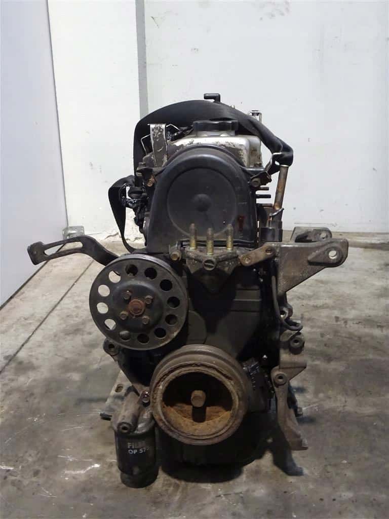 Moteur 4G18 vue 3