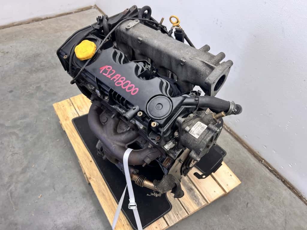 Moteur 192 A8.000 vue 8