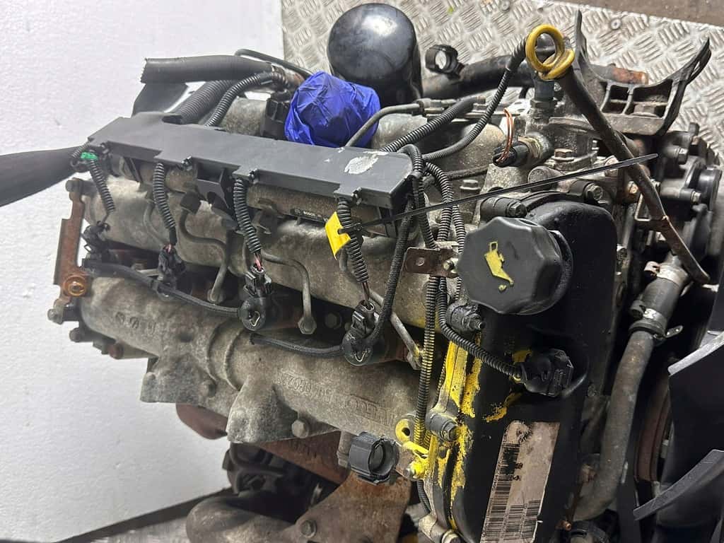 Moteur F1CE0481B vue 3