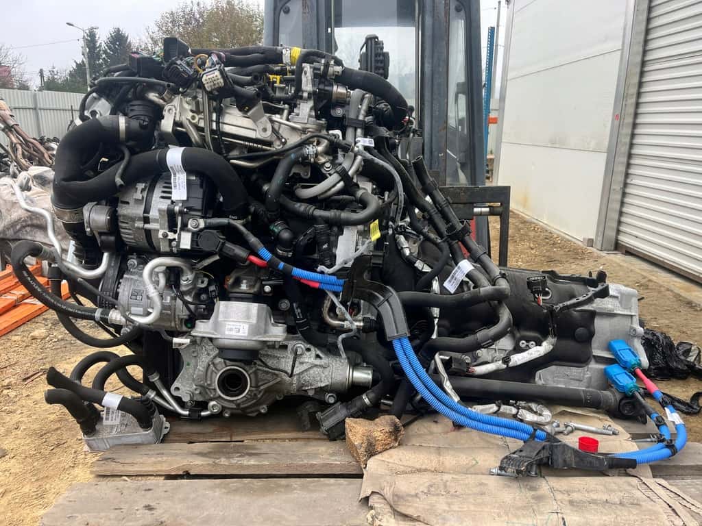 Moteur 204DTY vue 5