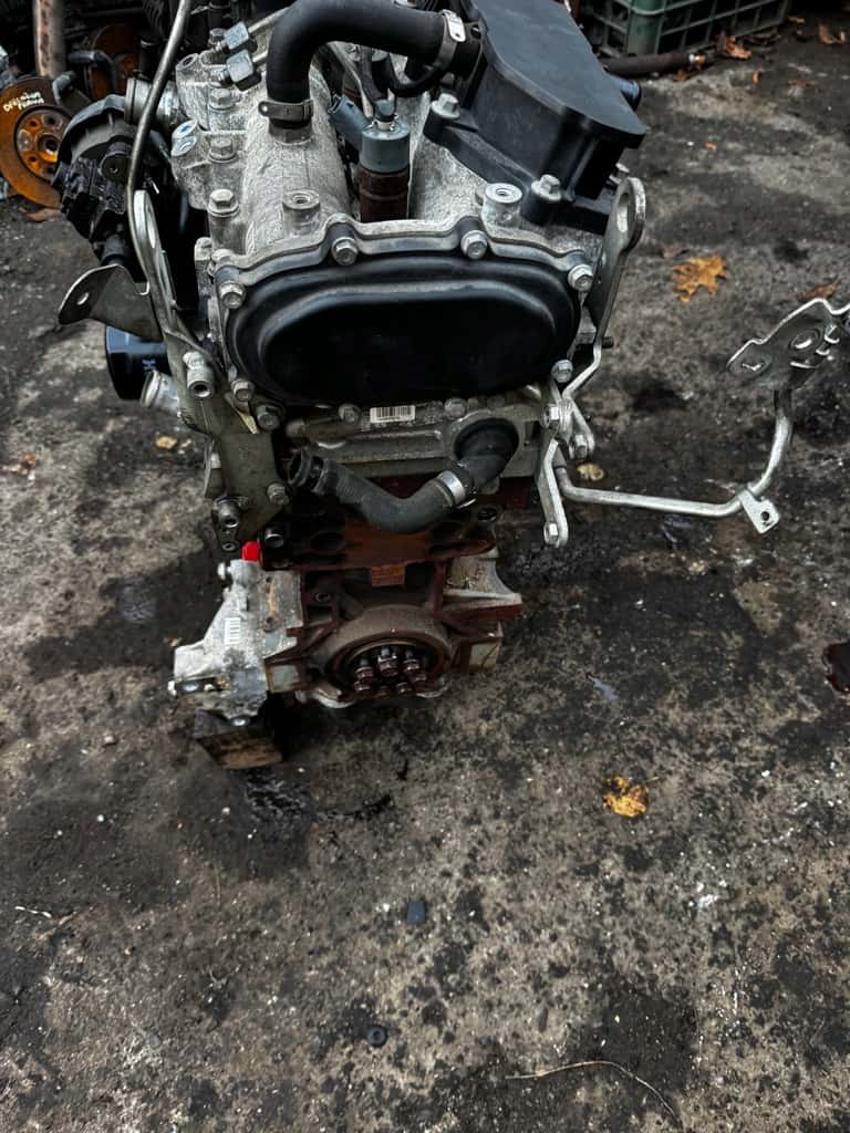 Moteur F1AE3481D vue 2