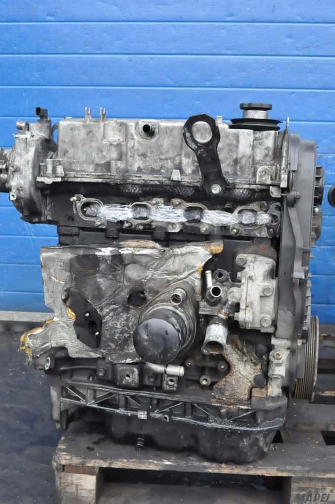 Moteur RF7J vue 3