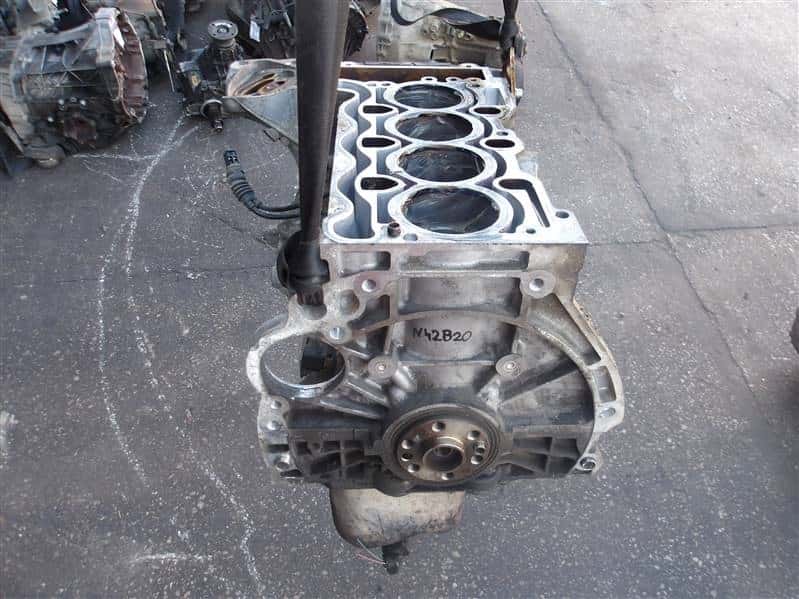 Moteur N46 B20 A vue 4