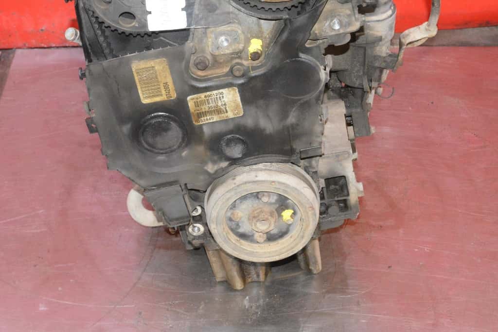 Moteur B 5244 S vue 9